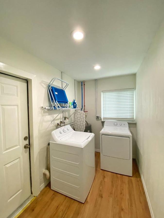 포트 오렌지 *New*Sunshine Gorgeous- 3Bd/2Ba -Private Backyard! 빌라 외부 사진